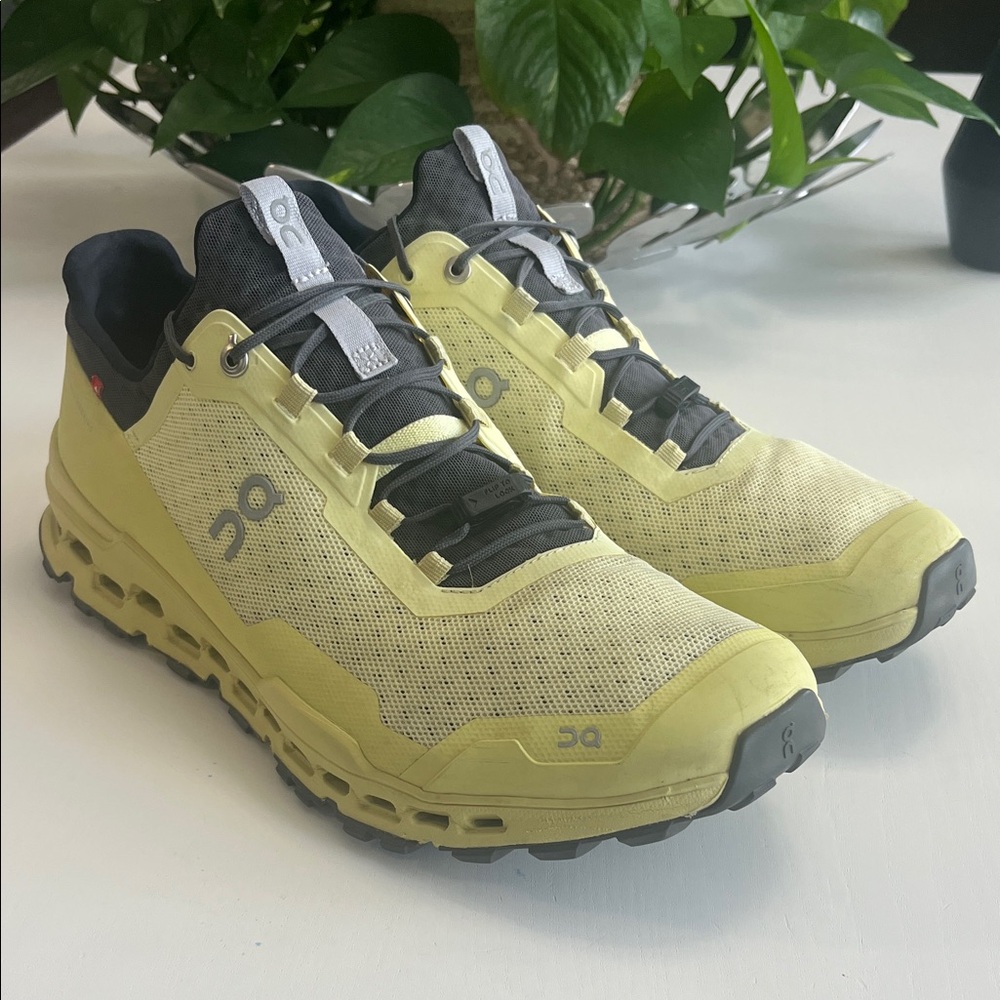 On Running Men's Lime and Black Athletic Shoes